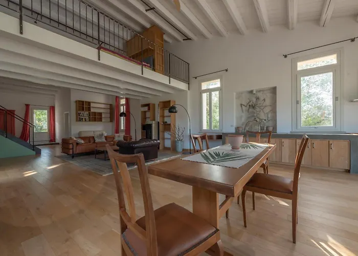 Manghisi - Isulatravel Villa Noto