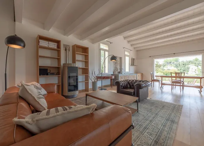 Manghisi - Isulatravel Villa