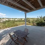 Villa Manghisi - Isulatravel Noto