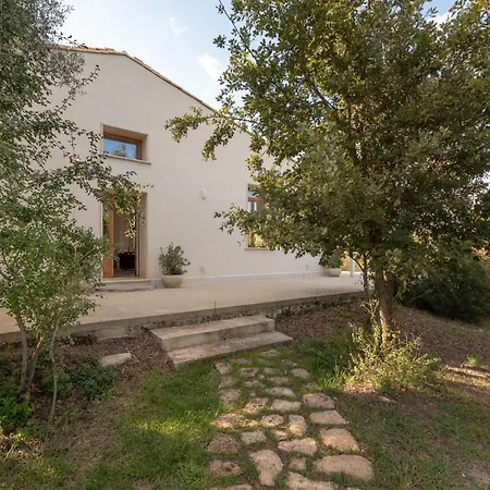 Manghisi - Isulatravel Villa