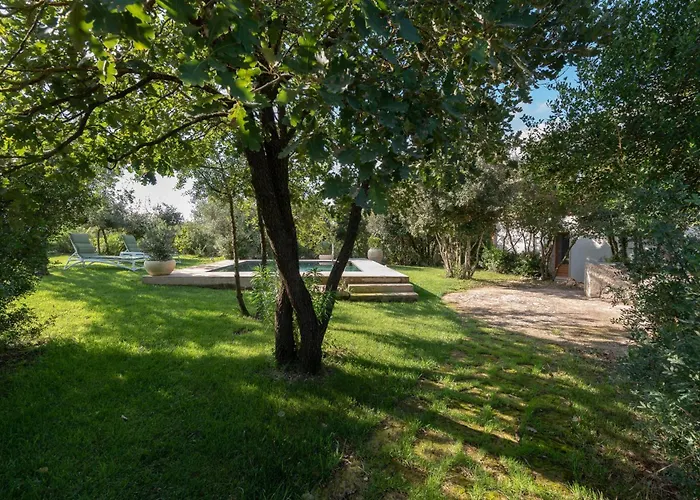 Manghisi - Isulatravel Villa